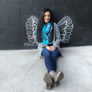 Meet your Posher, Anu